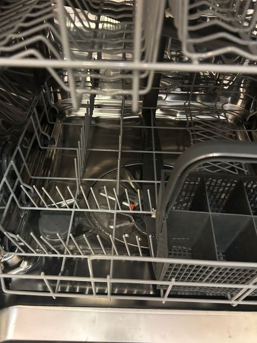 Продам посудомоечную машину Electrolux