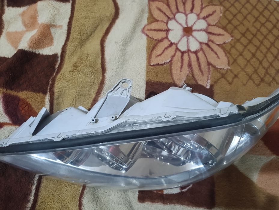 Фара на Тойота Камри 35