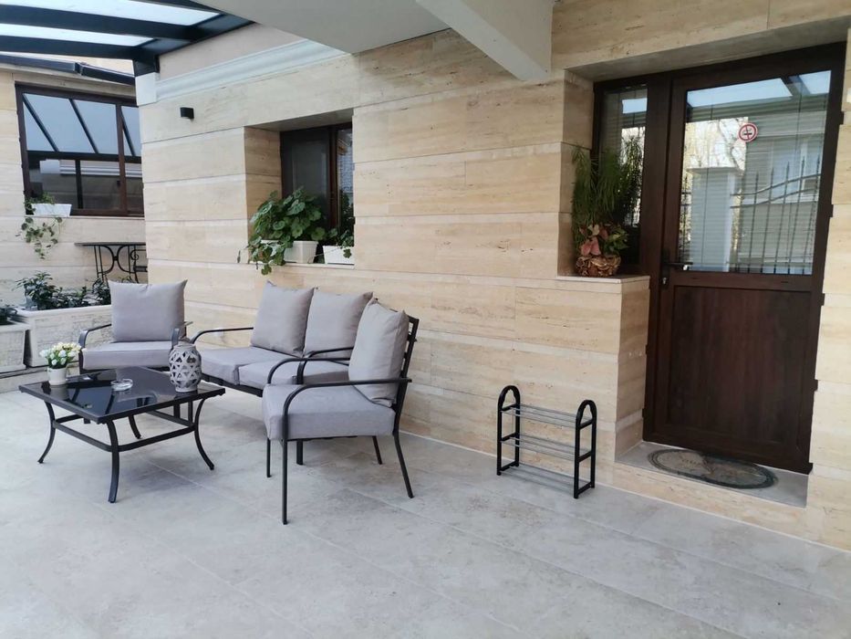 Студио за нощувки в центъра.Безплатен паркинг