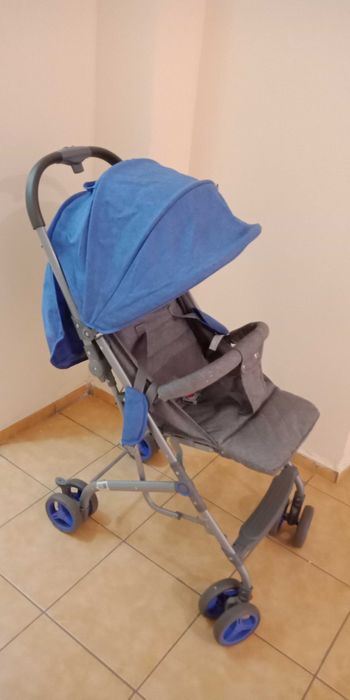 Коляска прогулочная