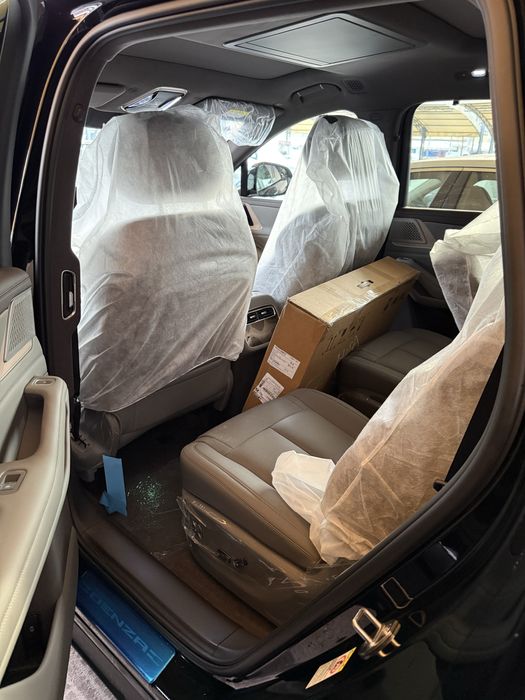 Denza N8L Flagship в максимальной конфигурации.