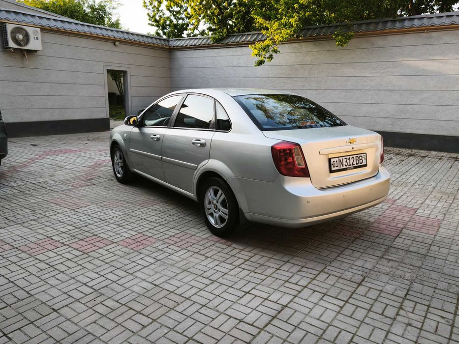 Ласетти 1,8 2009 г