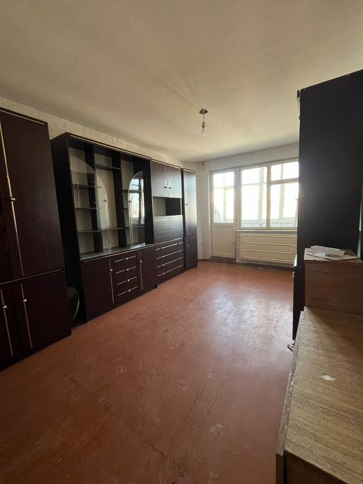 Зигзаг, 7-я школа 2х комнатная кв . Продаётся