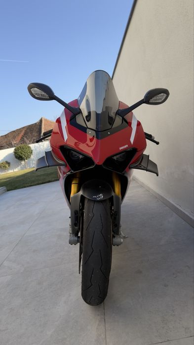Ducati Panigale V4S