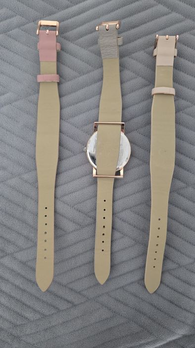 Ceas damă cu curele de schimb