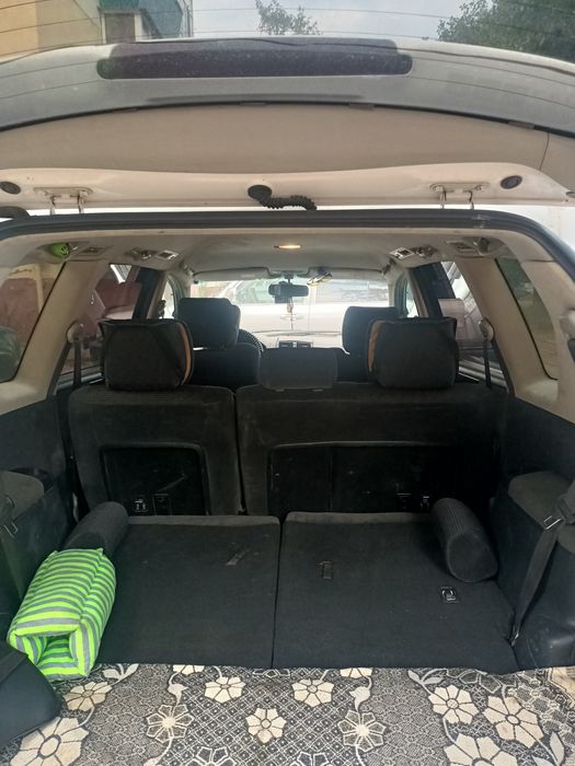 Toyota Ipsum,2004 год