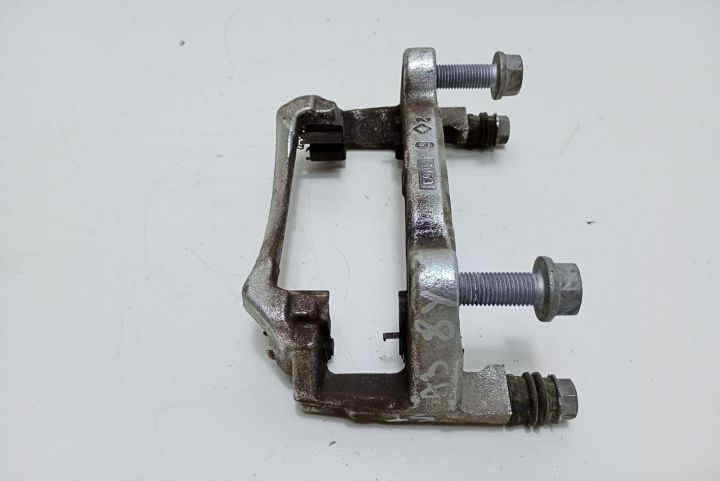 Suport etrier fata 7L766C Volkswagen VW Golf a 8-a generatie