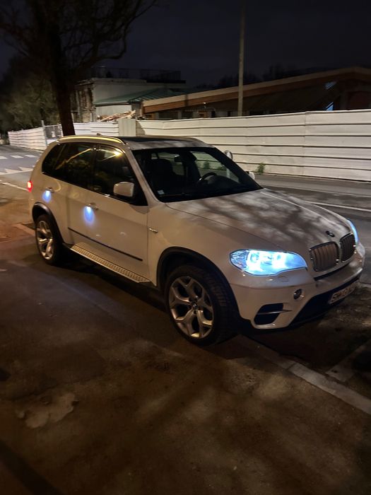 Vând BMW X5 /40D 306 cai