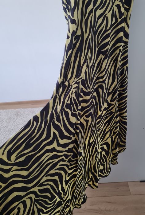 Rochie eleganta galben cu negru