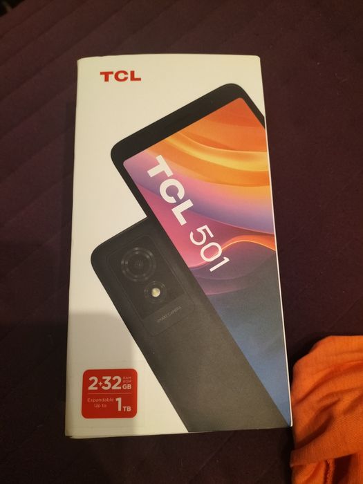 Telefon TCL 501 nou nout