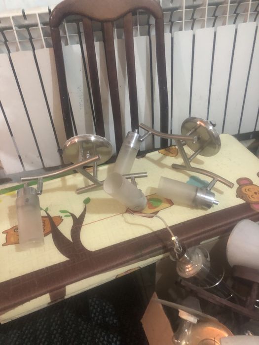 Продам люстры б/у