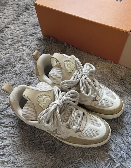 Louis Vuitton LV4 Beige Skate Trainers - Livrare Verificare