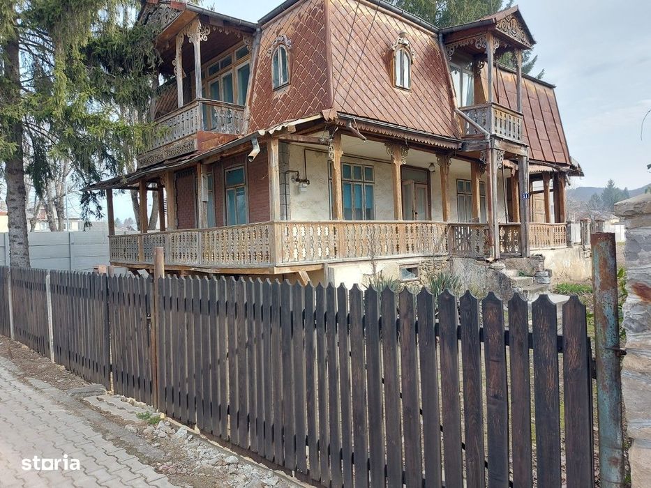 Vand imobil statiunea Pucioasa langa Colegiul Titulescu