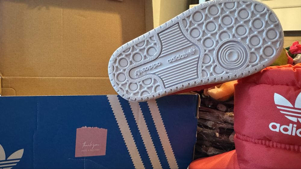 Апрески adidas 21-ви номер