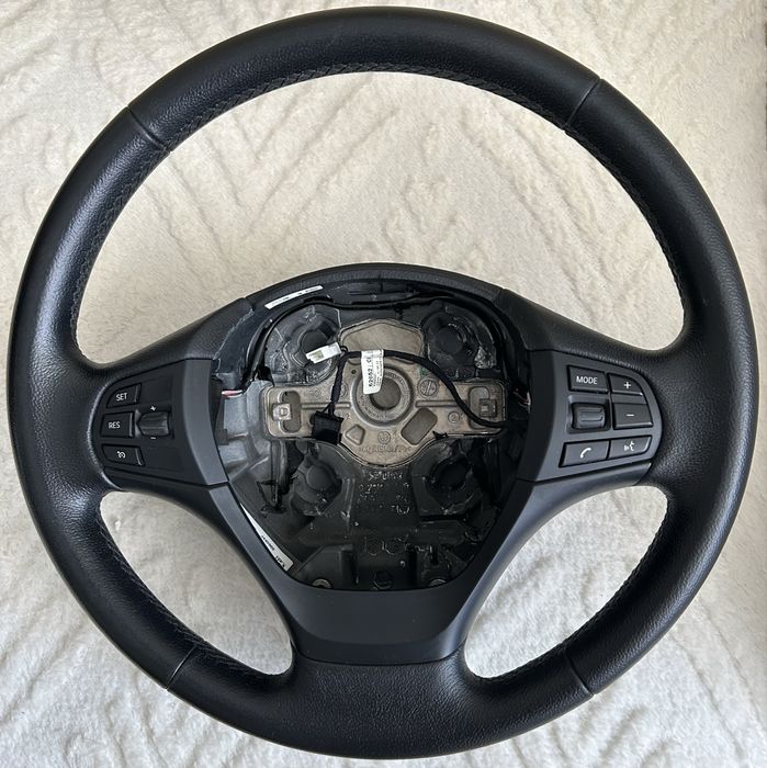 Volan bmw f30/f10 stare bună