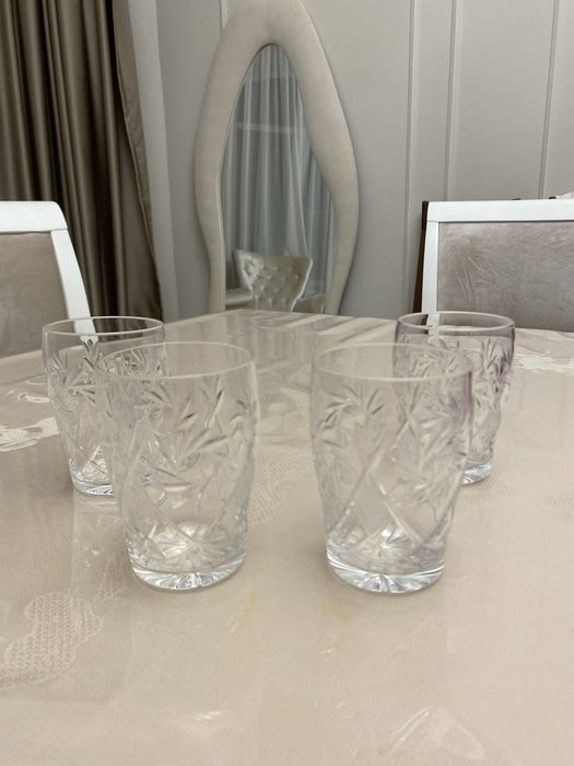 Хрустальные фужеры и рюмки разные