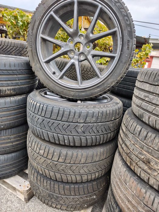 235/45/18 PIRELLI зимни гуми с джанти за Tesla model 3