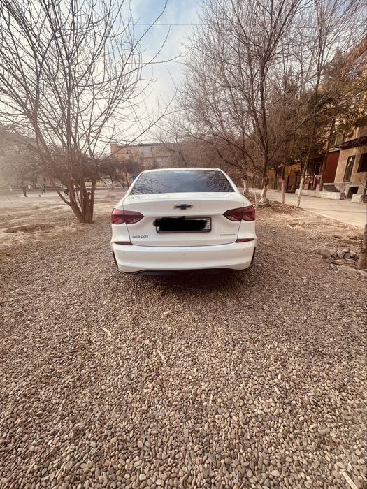 Chevrolet Monza 1.5 atmosferniy