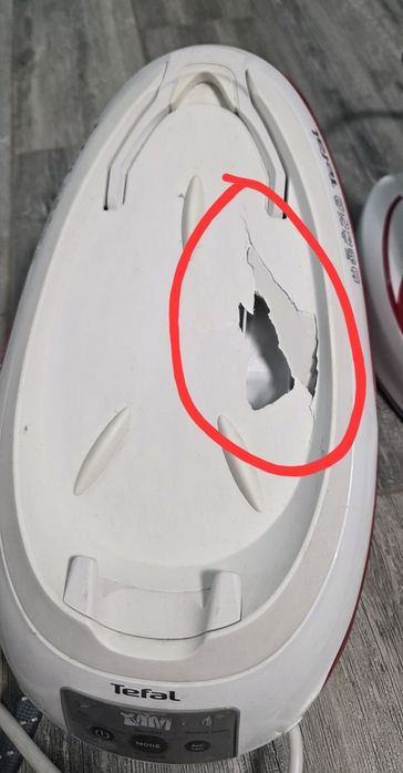 Statie de calcat Tefal Express Anti-calc