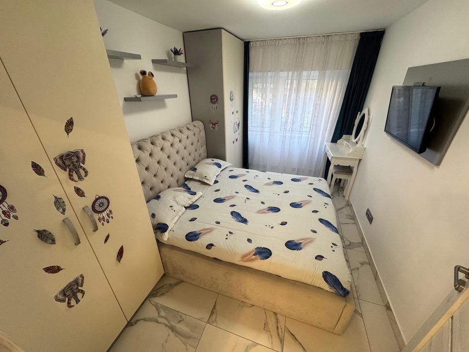 Vând apartament zona Gara Constanta