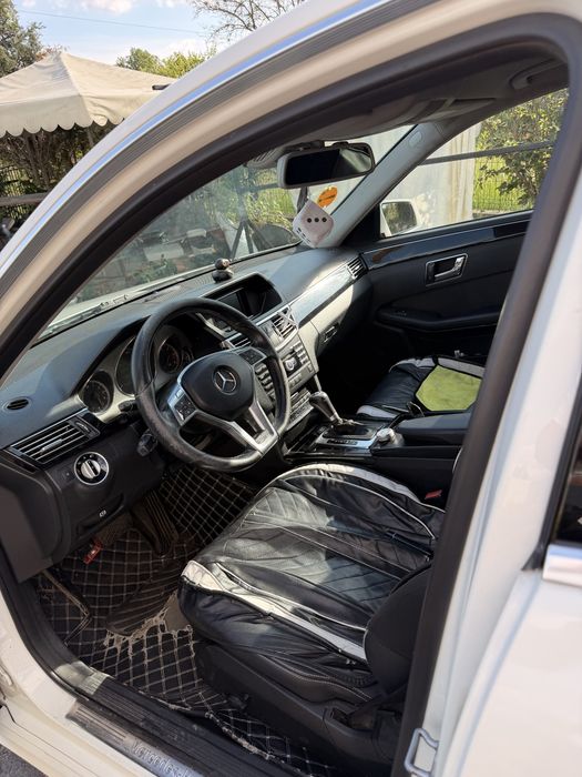 Mercedes E class avantgarde 2011