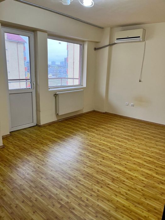 Vând apartament 2 camere