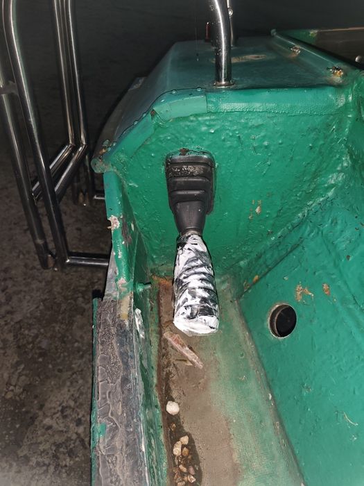 Продавам Лодка без двигател