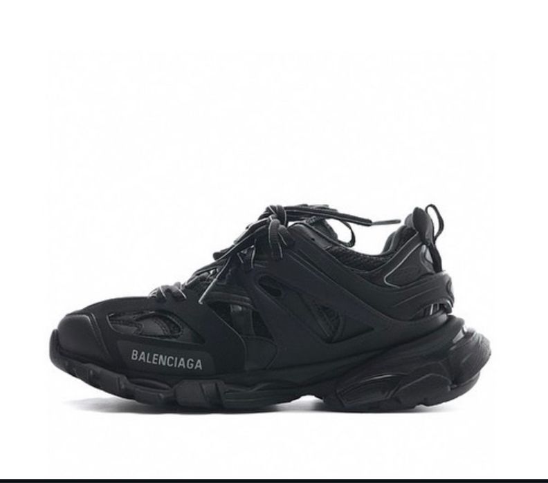 BALENCIAGA  трак 43 черни