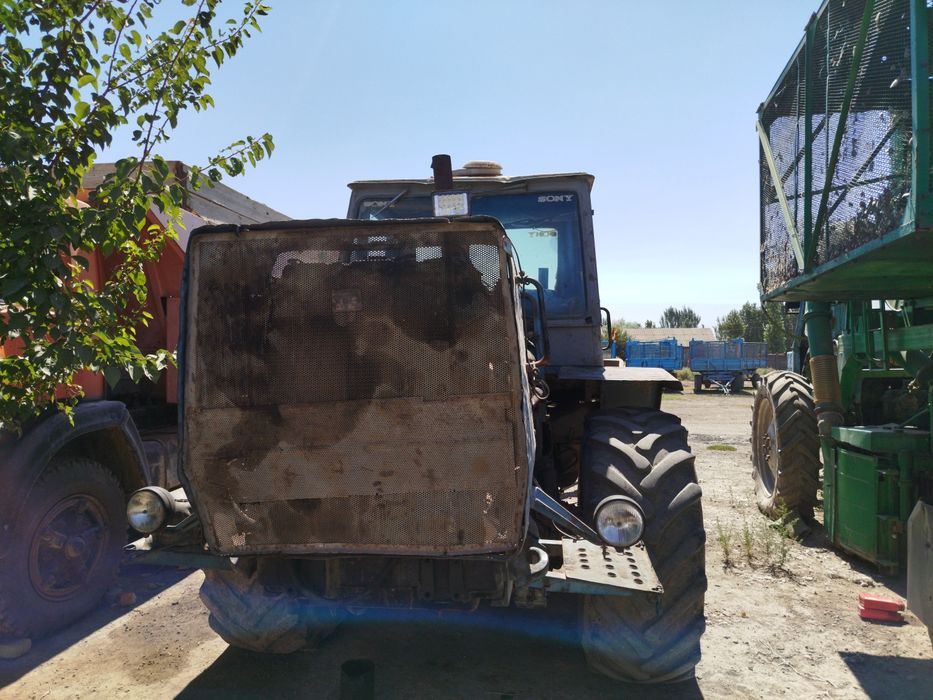 Traktor T-150 Stopitsat