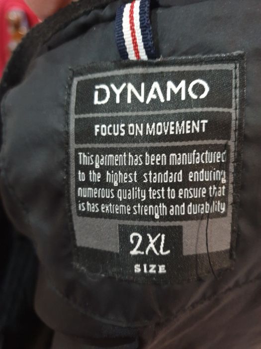 Продаю мужскую  безрукавку