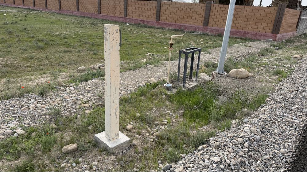 Участка, 6 сотка в хорошем месте