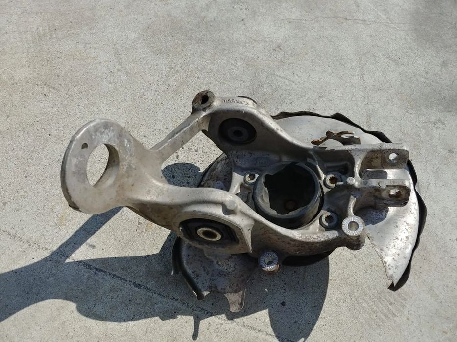 fuzeta stanga spate  audi a4 b8 8k 2.0 tdi