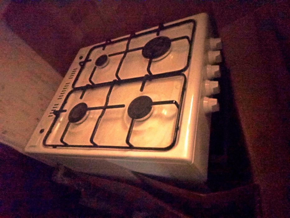 Газовая плита с духовкой