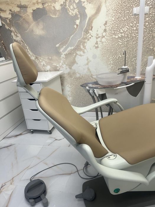 Стоматологичен стол Eurodent