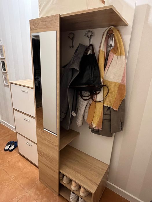 Продавам портманто дъб ботан и бял гланц