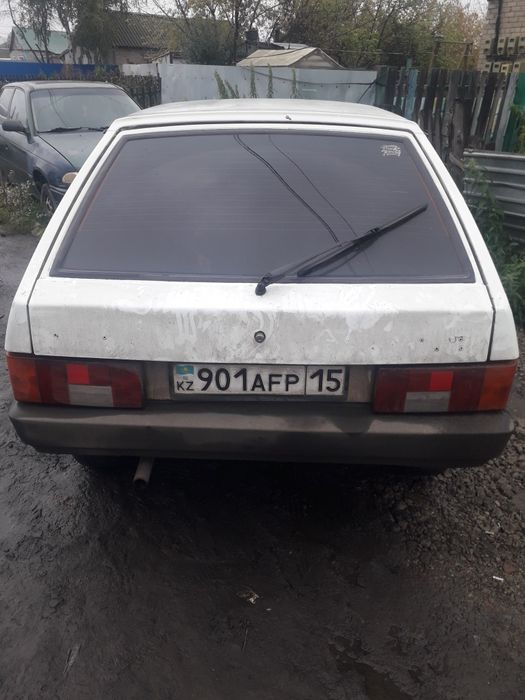Продам девятку 21093