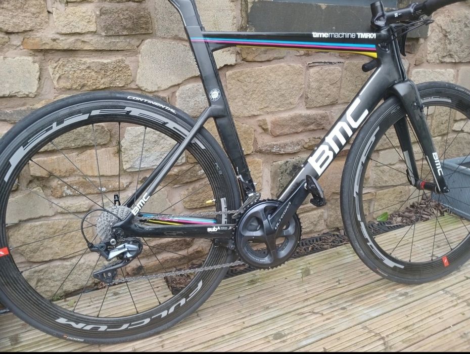 Карбоновый велосипед BMC
