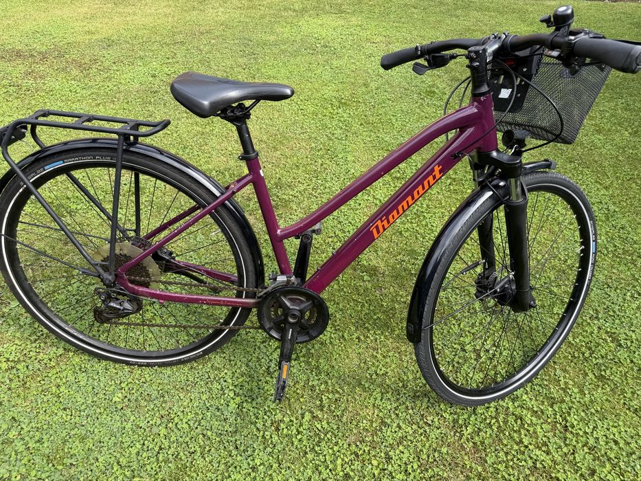 Vând bicicletă cu frâne hidraulice