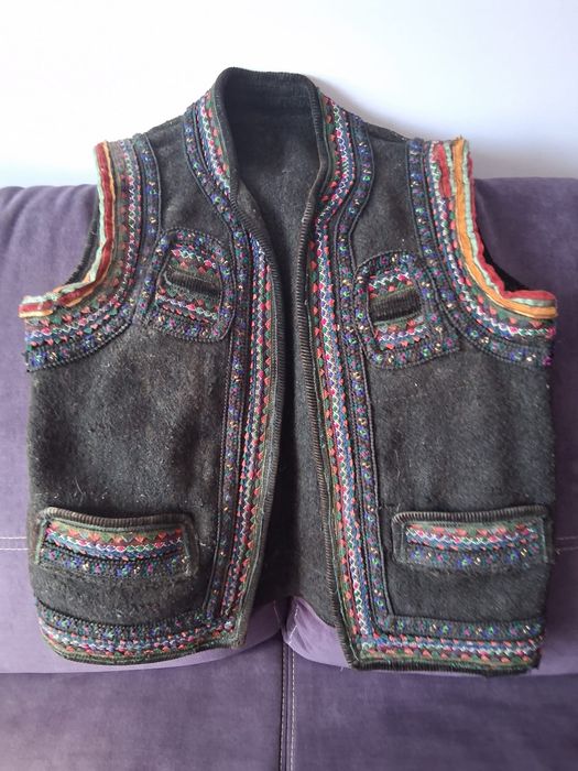 Costum complet traditional vechi barbati