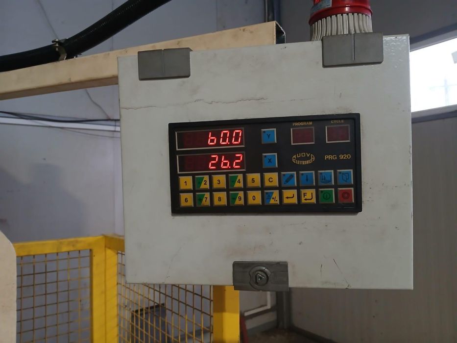 Abkant hidraulic CNC