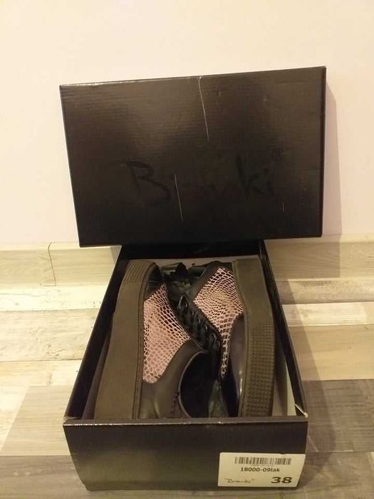 Дамски спортни обувки Bianki