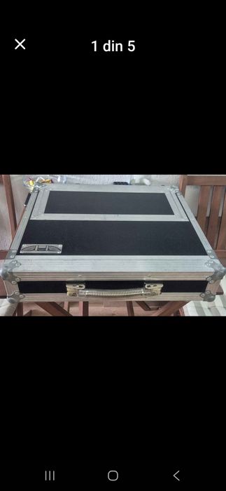 Vand rack case ptr doua microfoane