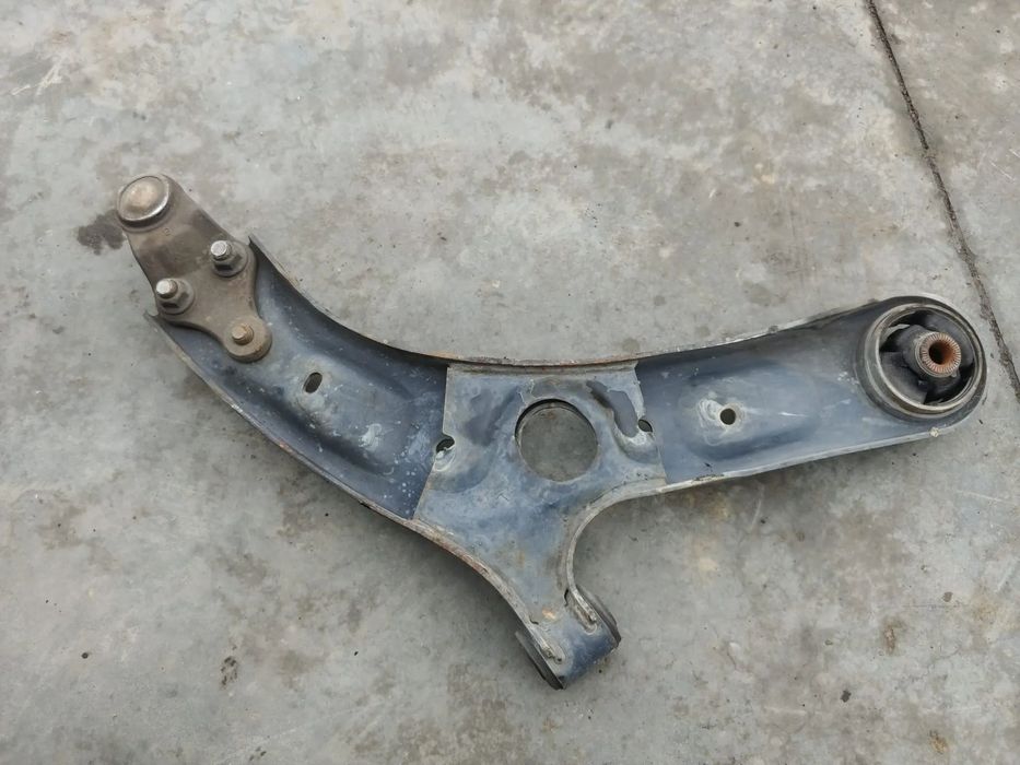brat bascula stanga fata 1.4 benz g4fa kia ceed 2