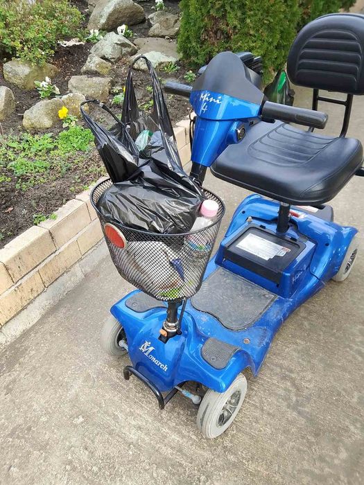 Електрическа количка за трудно подвижни хора