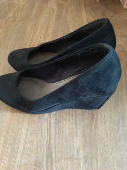 Обувки на платформа