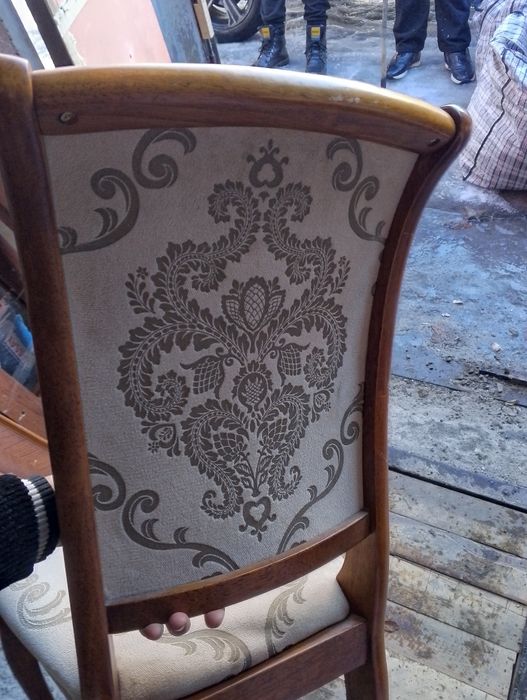 Продам стол со стульями