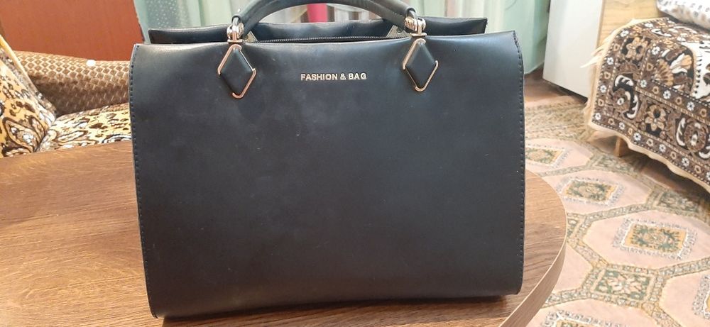 Женская сумка,стильная.