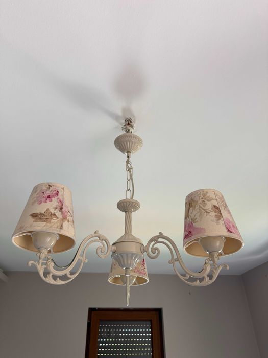 Полилей и нощни лампи МЕРИЛИН КРЕМ - винтидж стил