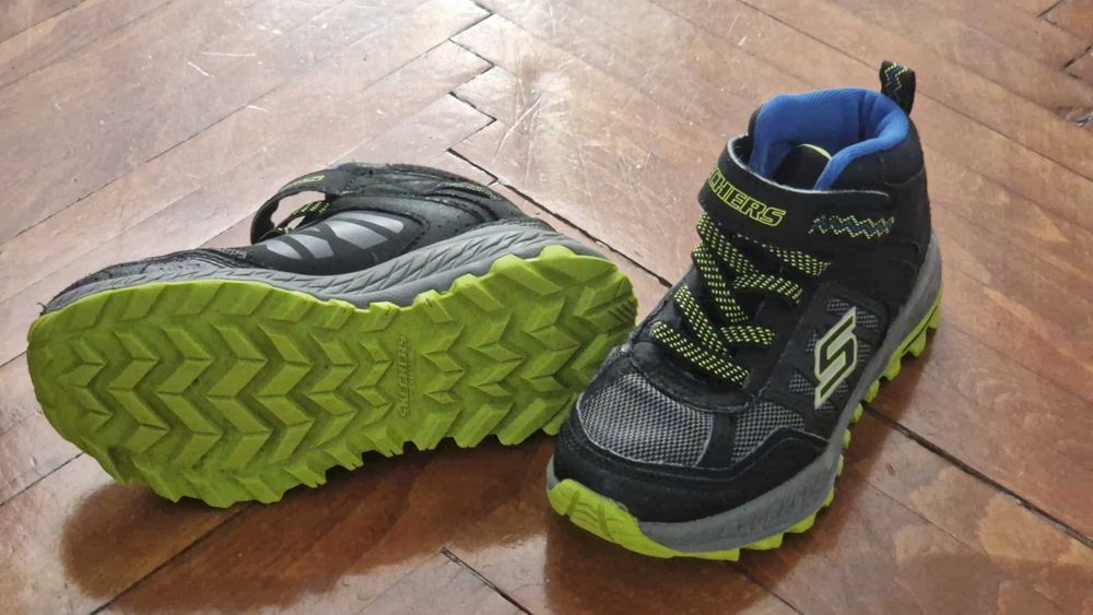 ghete Skechers copii 31