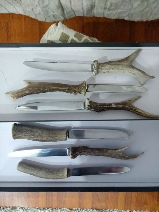 Cuțite vânătoare.